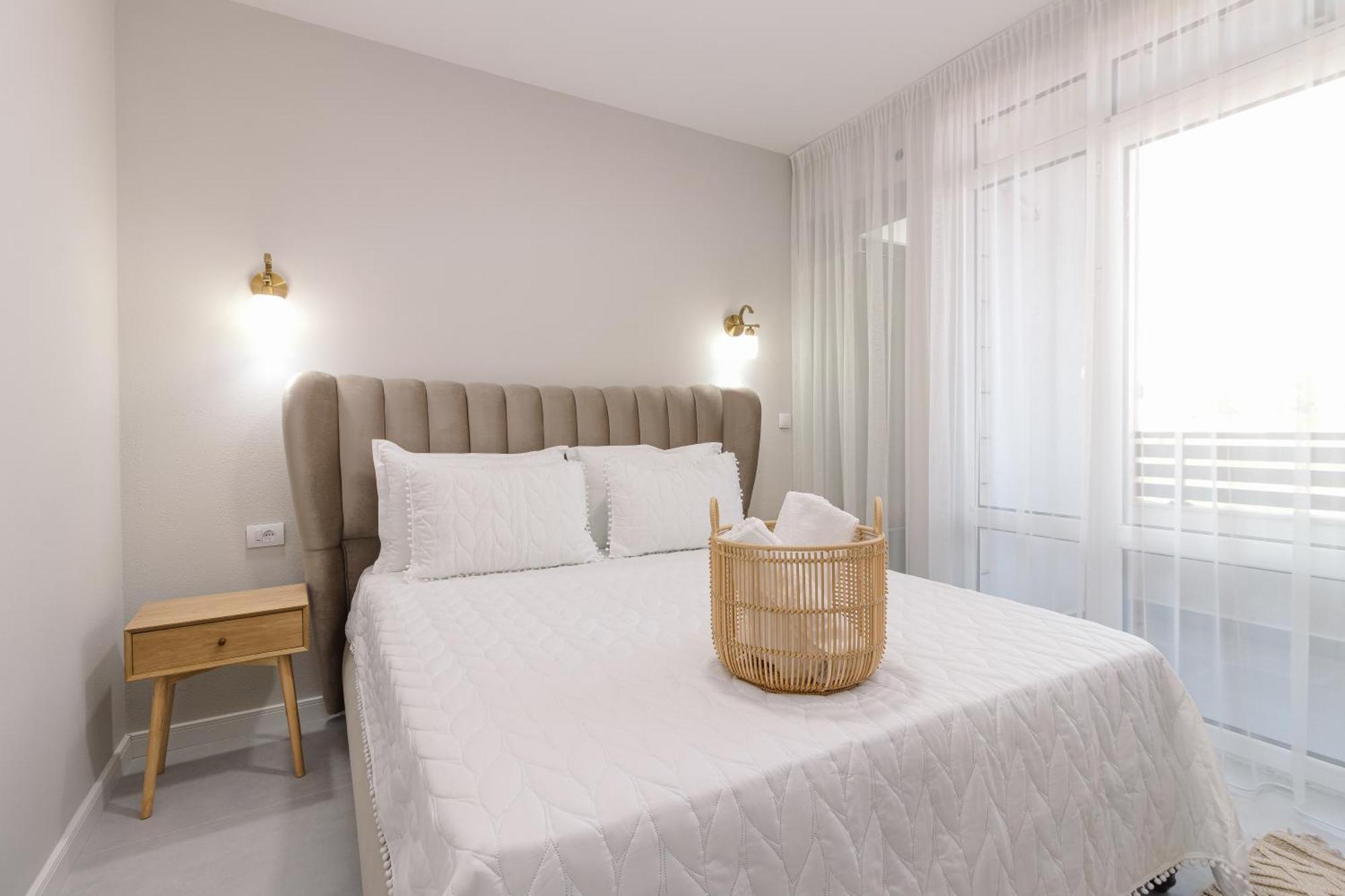 Summerhouse Ulqin דירה אולסינץ'